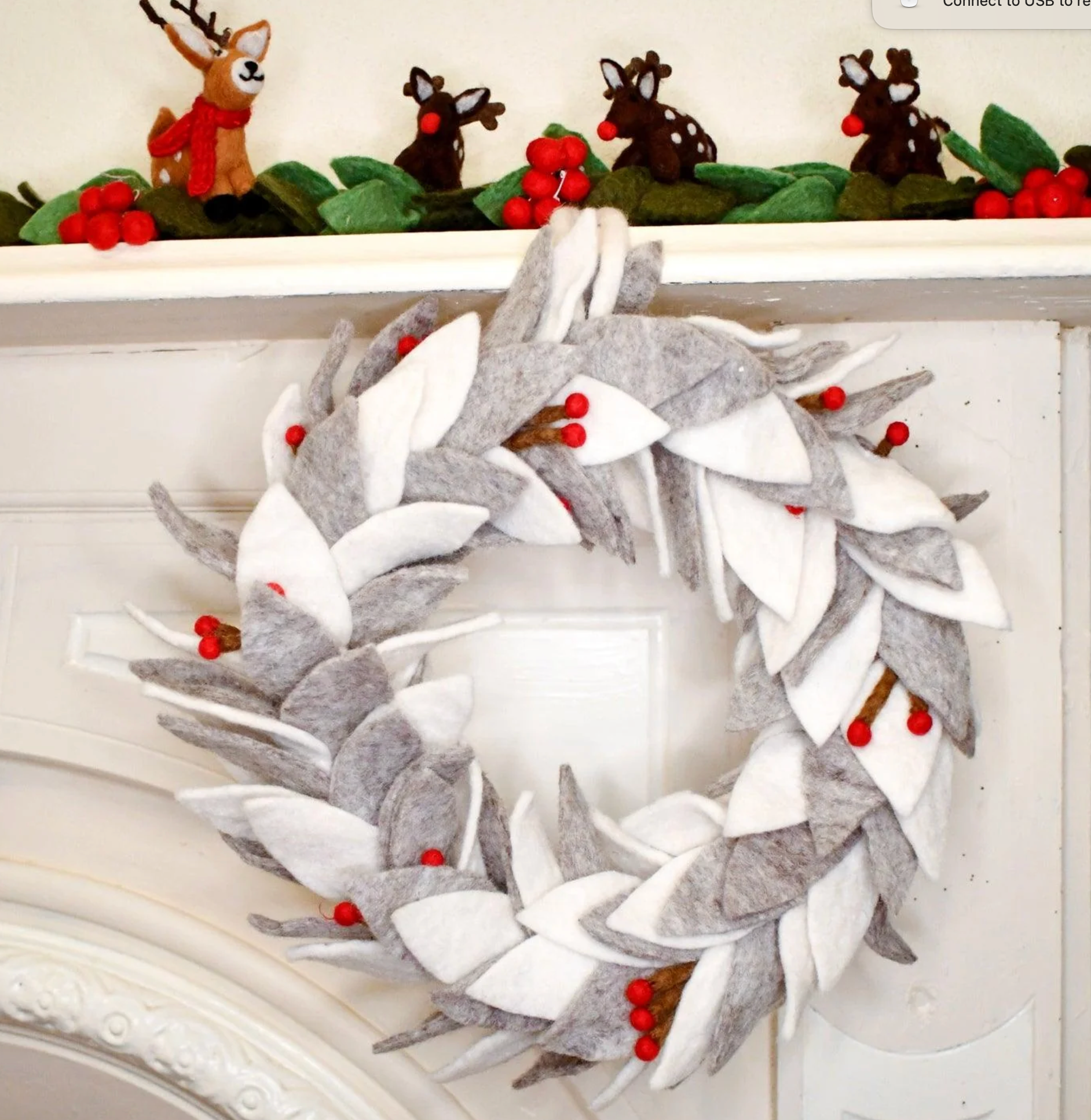 Christmas Wreath Grey and White Leaves